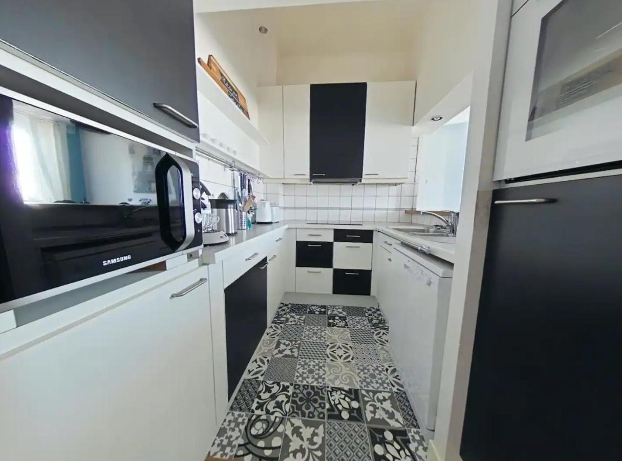 Logement Place D'Erlon Hypercentre Avec Balcon Daire Reims Dış mekan fotoğraf