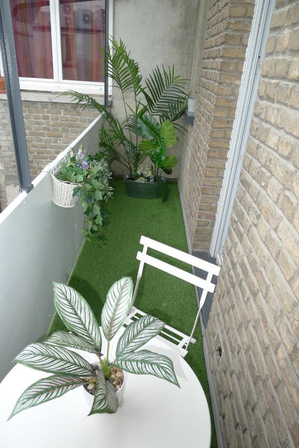 Logement Place D'Erlon Hypercentre Avec Balcon Daire Reims Dış mekan fotoğraf